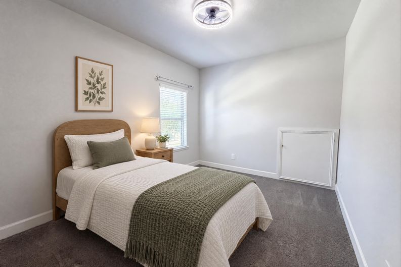 Photo 16 of 29 of 15418 Legacy Park Way, Pinehurst, TX