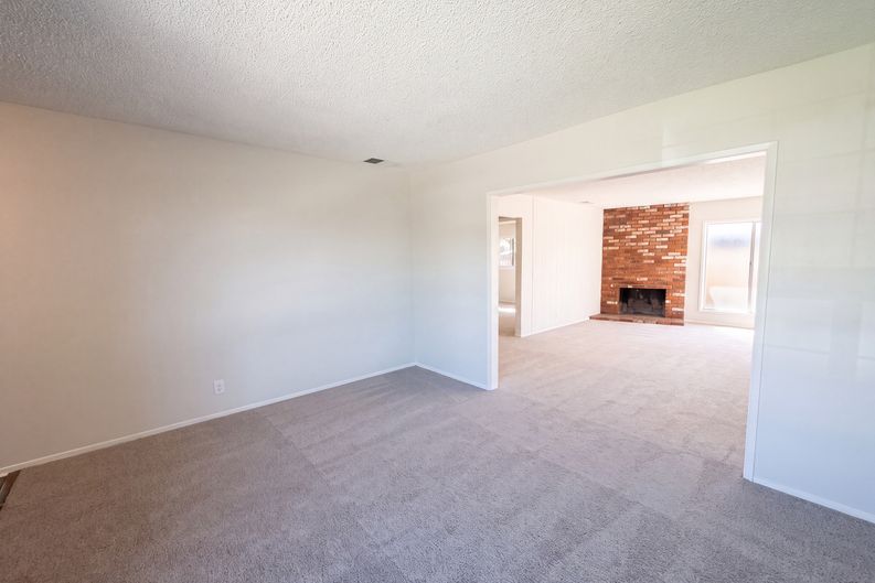 Photo 10 of 26 of 648 Brentwood Ave, Upland, CA