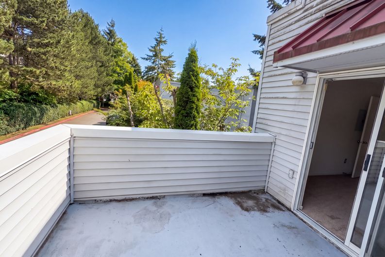 Photo 32 of 42 of 442 4th Ave, Kirkland, WA