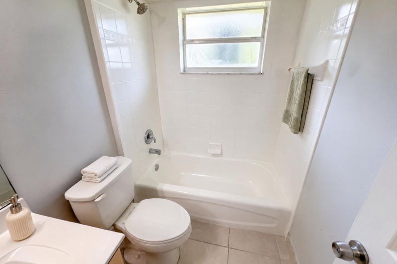 Photo 14 of 22 of 2397 SW Lejune St, Port Saint Lucie, FL