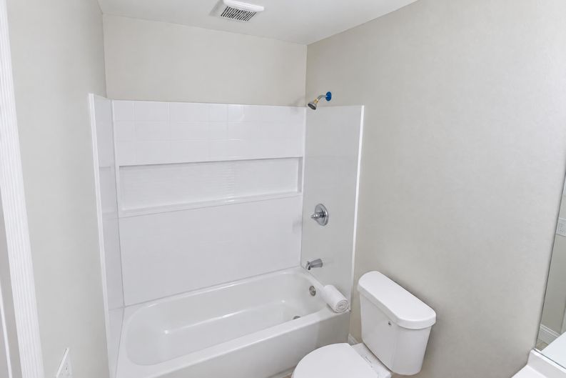 Photo 15 of 18 of 154 SE Soneto Ct, Port Saint Lucie, FL