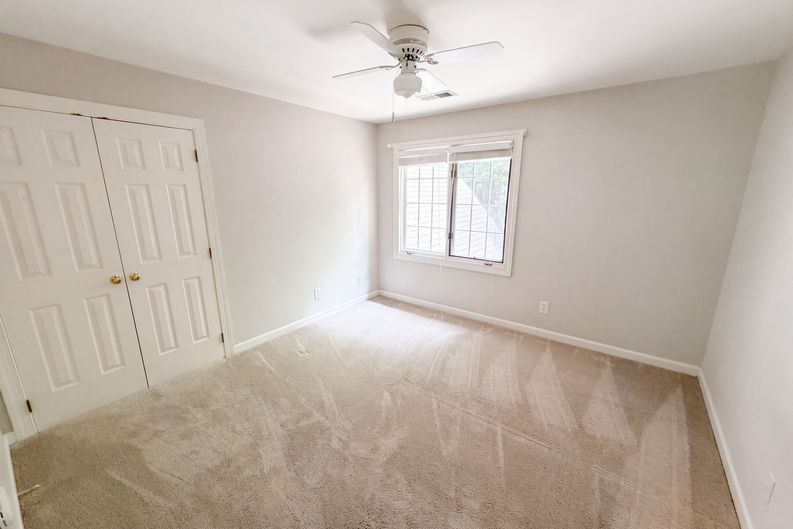 Photo 20 of 29 of 3711 Surry Ridge Ct, Charlotte, NC
