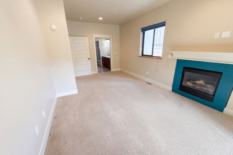 Photo 11 of 26 of 1125 W 28th Ave, Eugene, OR
