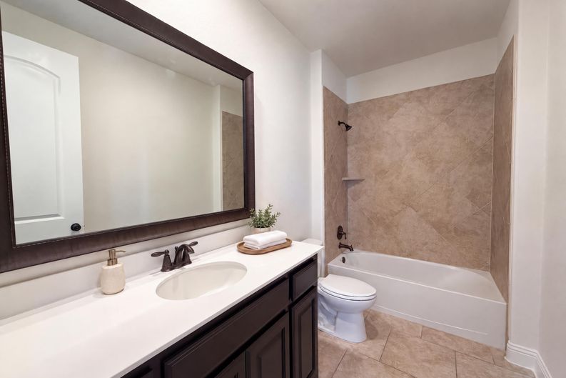 Photo 14 of 22 of 10832 Frost Pl, McKinney, TX