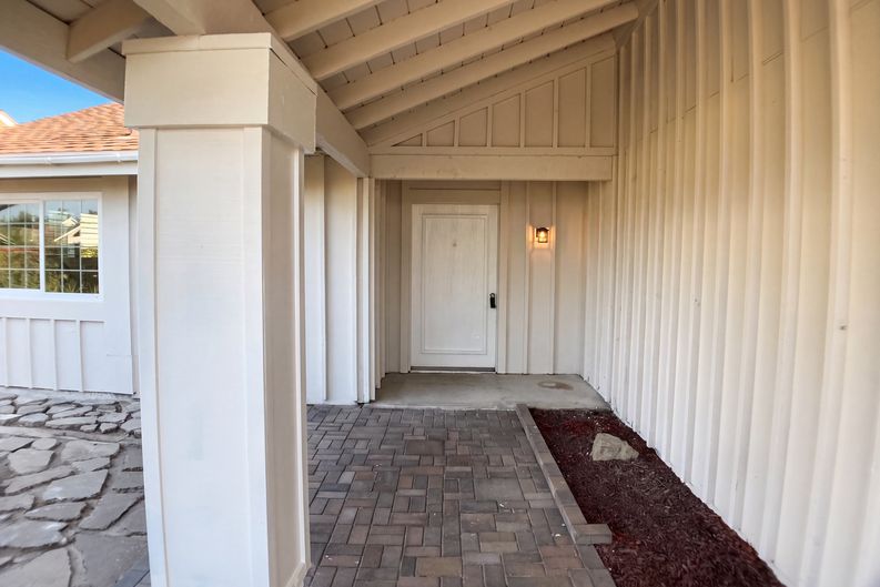 Photo 18 of 21 of 8361 Northport Dr, Huntington Beach, CA