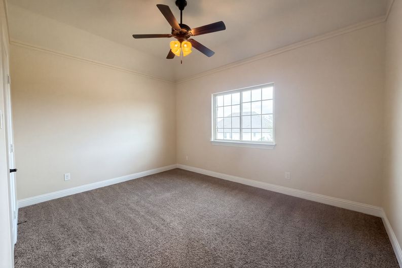 Photo 8 of 15 of 7913 Caddo Cv, McKinney, TX