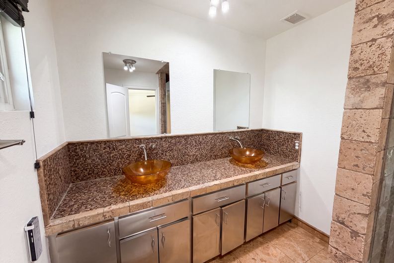 Photo 22 of 33 of 2244 E Nicolet Ave, Phoenix, AZ
