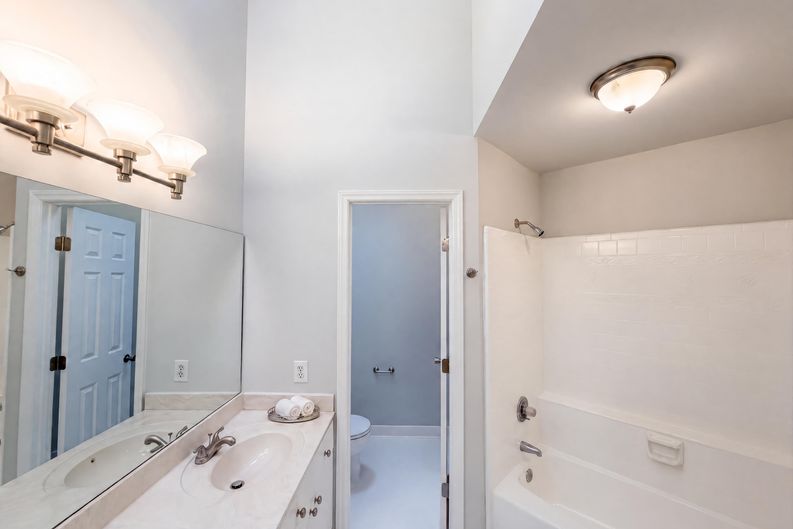 Photo 23 of 40 of 6104 Crupper Ct, Raleigh, NC