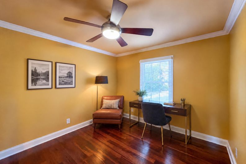 Photo 12 of 30 of 201 Wainsley Pl, Matthews, NC