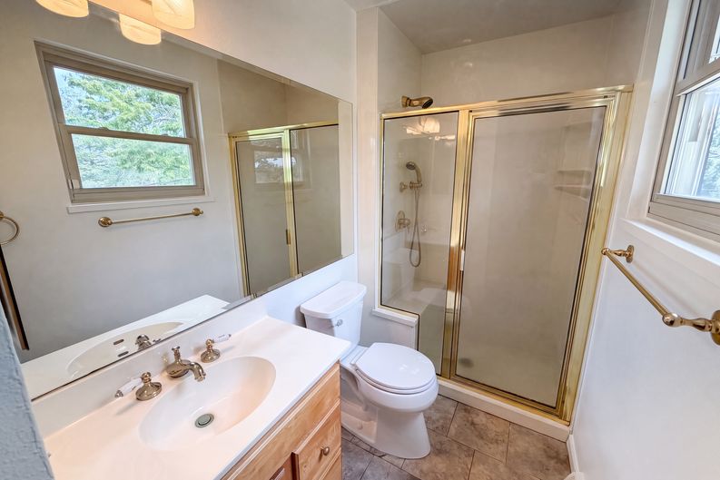 Photo 20 of 28 of 885 W 7th Avenue Dr, Broomfield, CO
