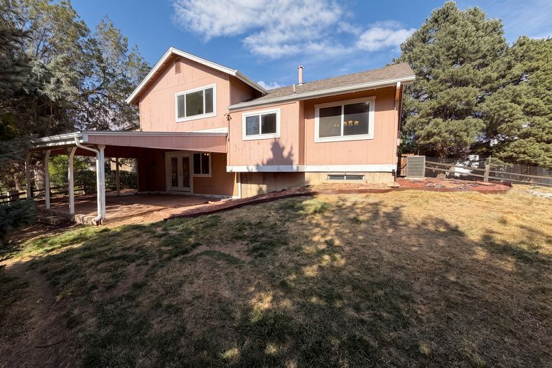 Photo 5 of 40 of 10330 E Weaver Pl, Englewood, CO