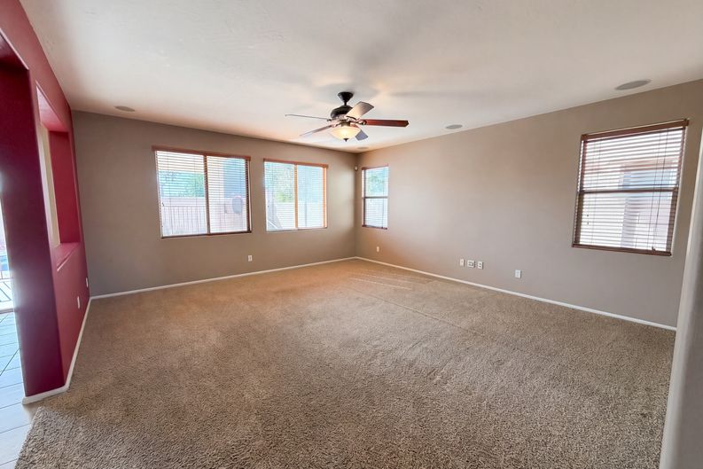 Photo 13 of 40 of 2993 S 160th Ln, Goodyear, AZ