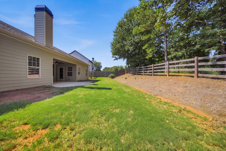 Photo 23 of 25 of 6372 Spring Cove Dr, Flowery Branch, GA