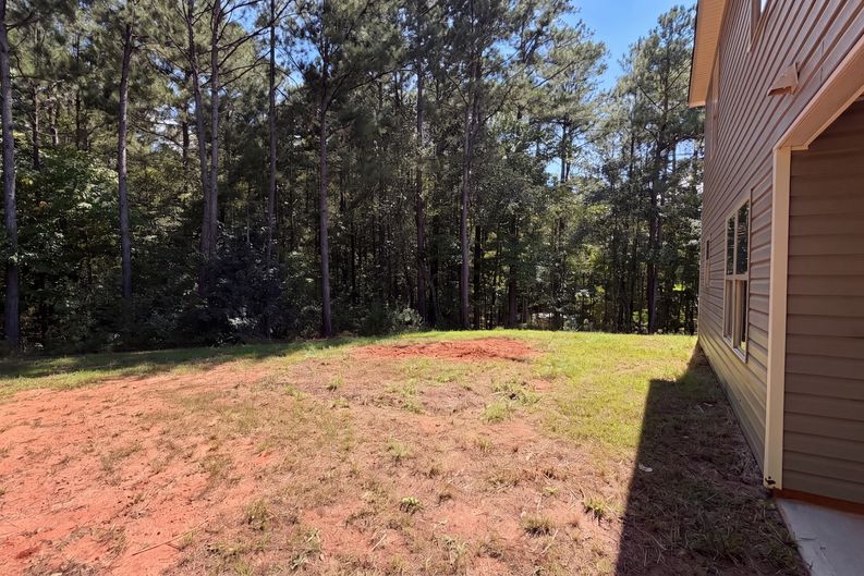 Photo 15 of 18 of 90 Ascott Trce, Covington, GA