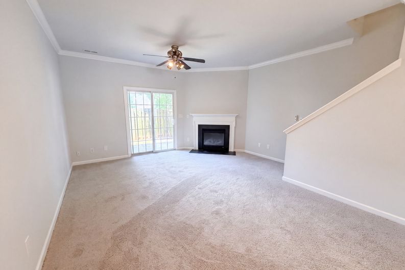 Photo 10 of 45 of 615 Graythorn Ln, Greenville, SC