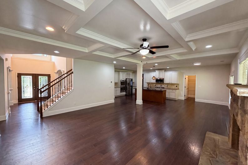 Photo 12 of 51 of 1481 Azalea Brook Dr, Lawrenceville, GA