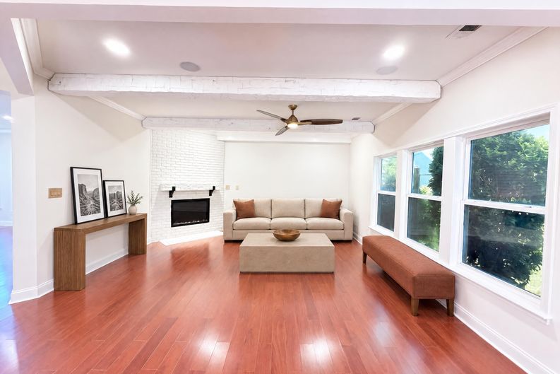 Photo 8 of 25 of 14903 Superior St, Charlotte, NC