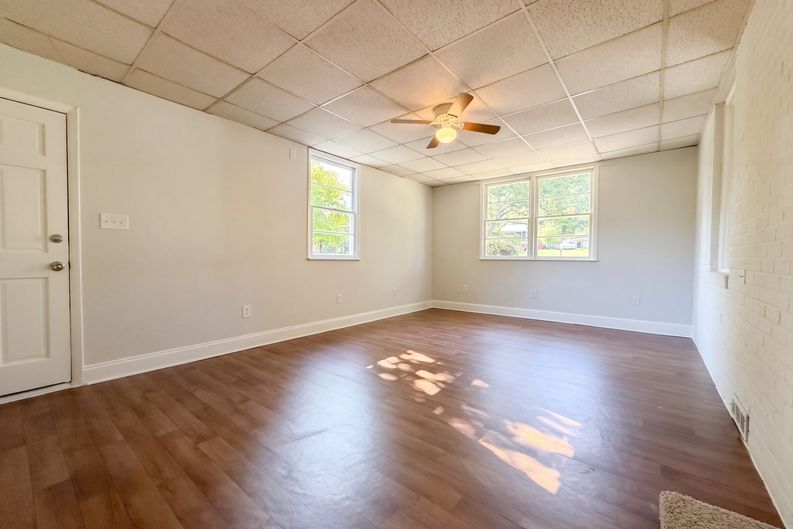 Photo 7 of 17 of 3224 Sandhill Dr, Fayetteville, NC