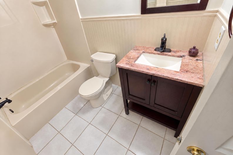 Photo 10 of 19 of 12801 Peachleaf Ct, Upper Marlboro, MD