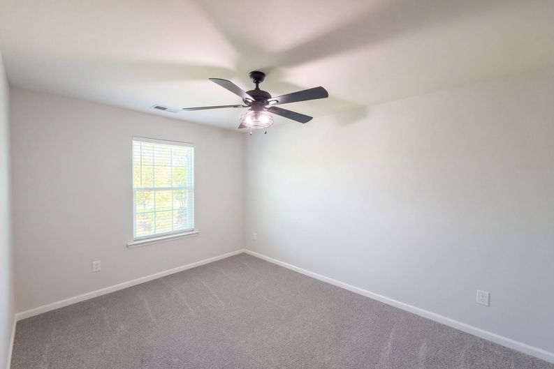 Photo 14 of 24 of 15128 Evergreen House Dr, Charlotte, NC