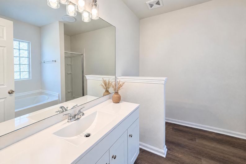 Photo 9 of 19 of 8603 Berrybrook Ln, Charlotte, NC