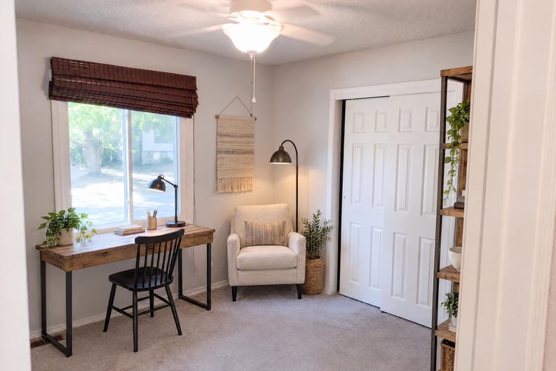 Photo 13 of 28 of 2206 N Basswood Ct, Derby, KS