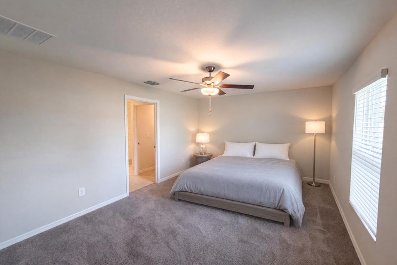 Photo 4 of 18 of 3513 Radiant Mountain Dr, Plant City, FL