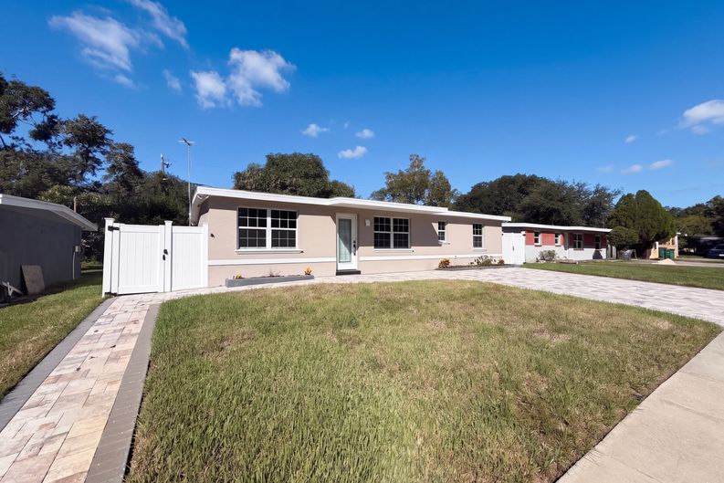 Photo 21 of 22 of 645 10th Pl, Safety Harbor, FL