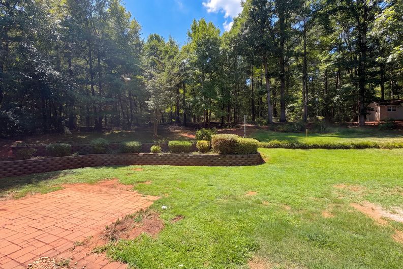 Photo 27 of 31 of 567 Deadwood Trl, Locust Grove, GA