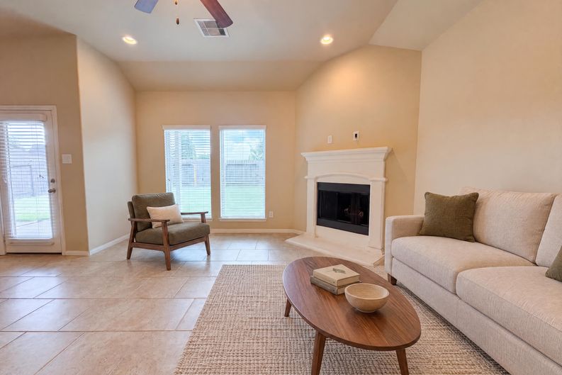 Photo 14 of 17 of 4511 Fenway Park Way, Spring, TX