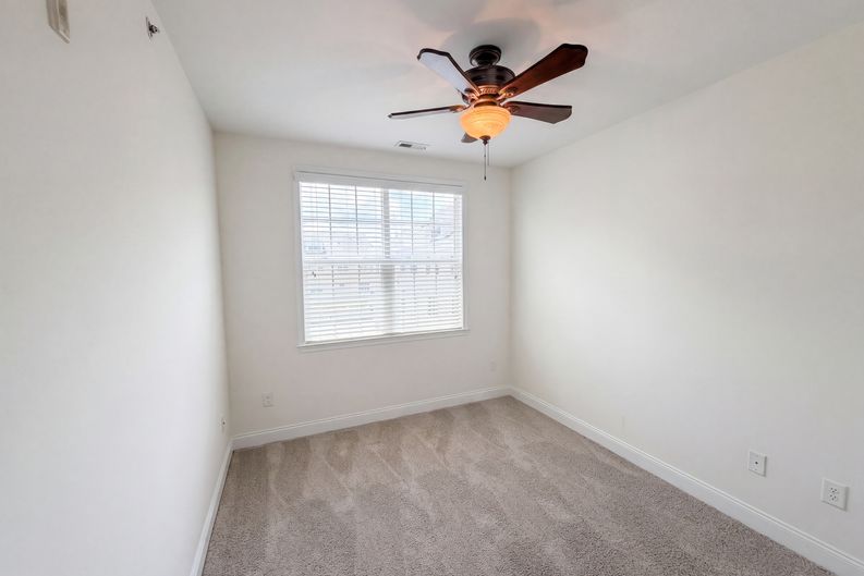 Photo 14 of 19 of 10321 Sablewood Dr, Raleigh, NC