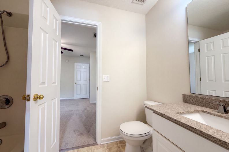 Photo 12 of 15 of 1211 Southern Stream Ct, Saint Johns, FL