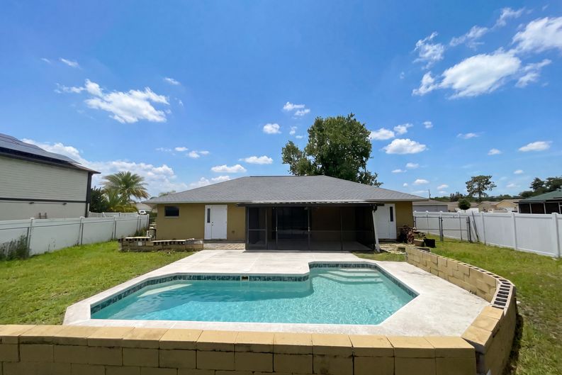 Photo 5 of 25 of 103 Dulverton Way, Kissimmee, FL