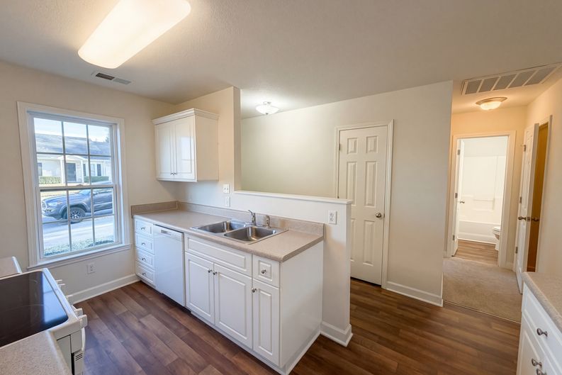 Photo 9 of 21 of 3088 Trimble Cir NW, Concord, NC