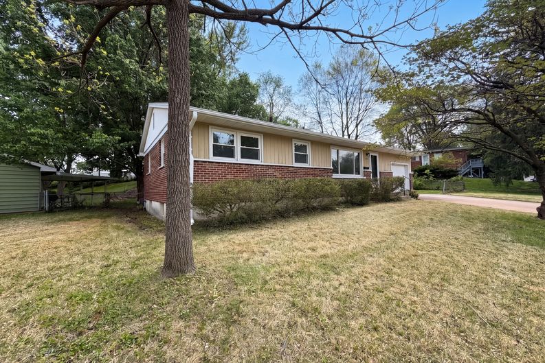 Photo 17 of 19 of 1116 Cunningham Ave, Saint Charles, MO