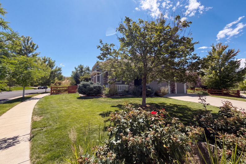 Photo 32 of 40 of 14928 Nighthawk Ln, Broomfield, CO