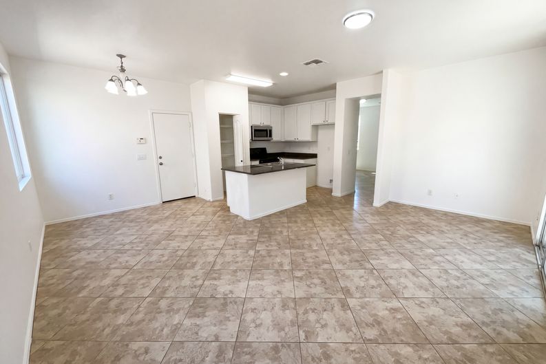 Photo 3 of 36 of 4246 E Tyson St, Gilbert, AZ