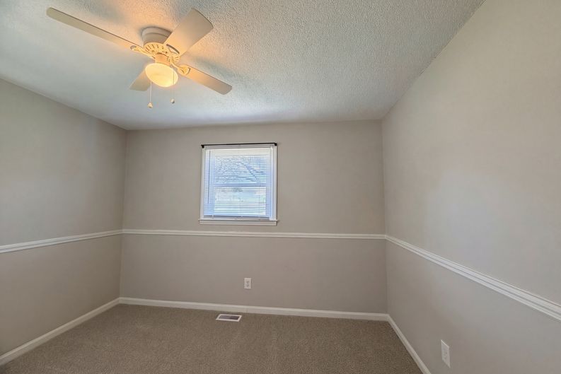 Photo 14 of 17 of 4402 Ginger Dr, Gastonia, NC