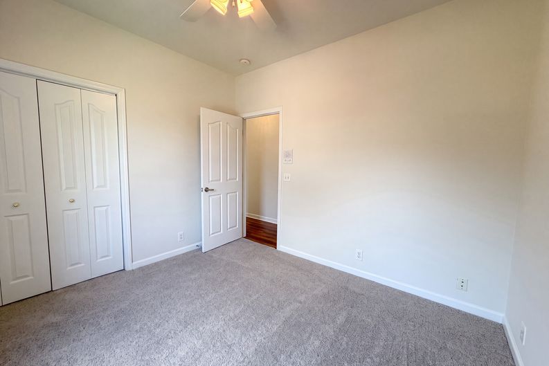 Photo 15 of 24 of 1727 Joben Dr, Murfreesboro, TN