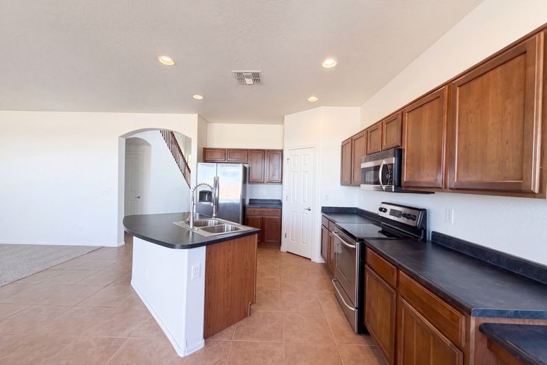 Photo 13 of 30 of 1806 N Wildflower Ln, Casa Grande, AZ