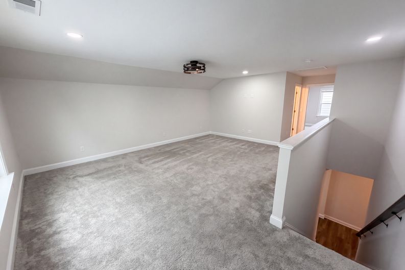 Photo 13 of 36 of 6109 Balham Ct, Charlotte, NC