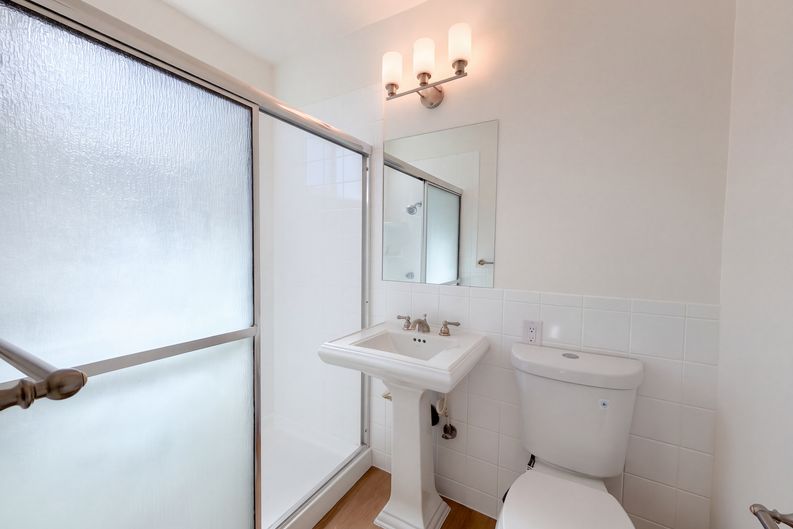 Photo 10 of 19 of 3520 S J St, Oxnard, CA