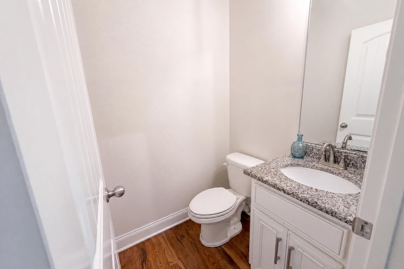 Photo 9 of 25 of 5152 Cedar Retreat Dr, Murfreesboro, TN
