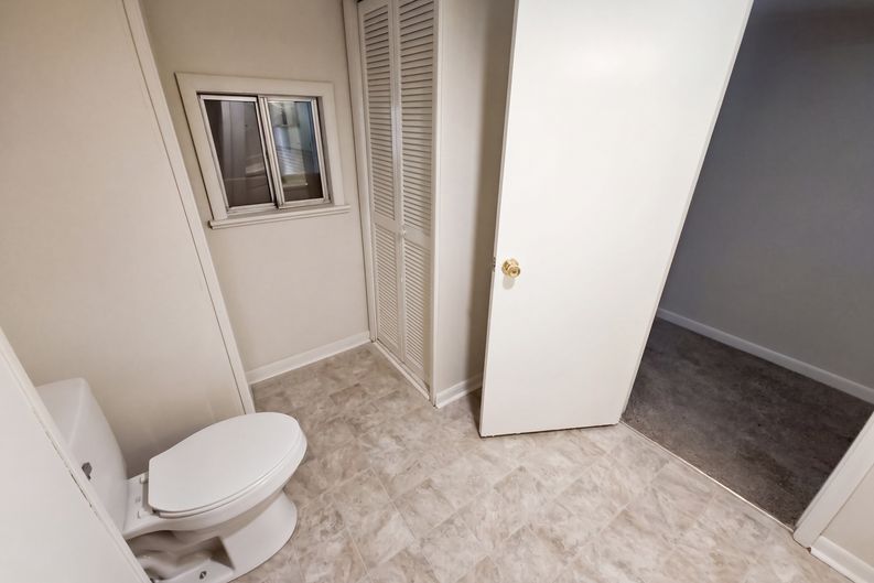 Photo 11 of 16 of 1001 Stanbery Cir, Greeneville, TN