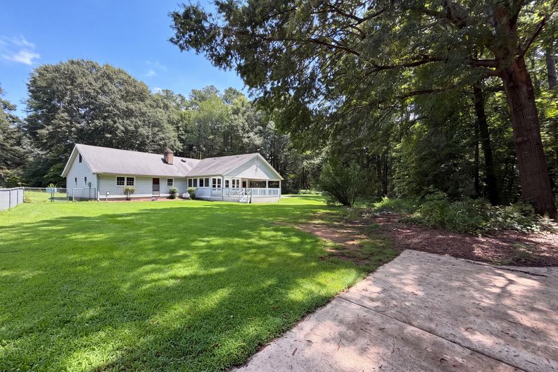 Photo 28 of 34 of 2310 McEachern School Rd, Powder Springs, GA