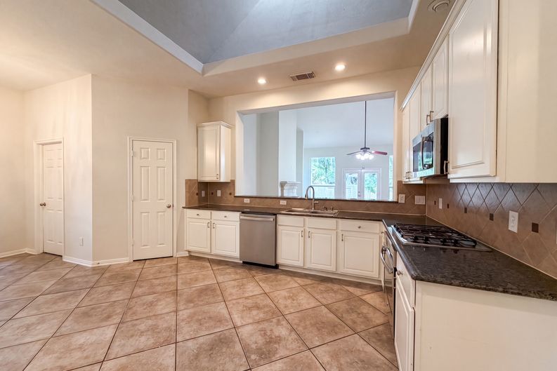 Photo 10 of 25 of 3011 Poplar Isle, Missouri City, TX