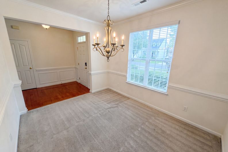 Photo 6 of 17 of 17240 Westmill Ln, Charlotte, NC