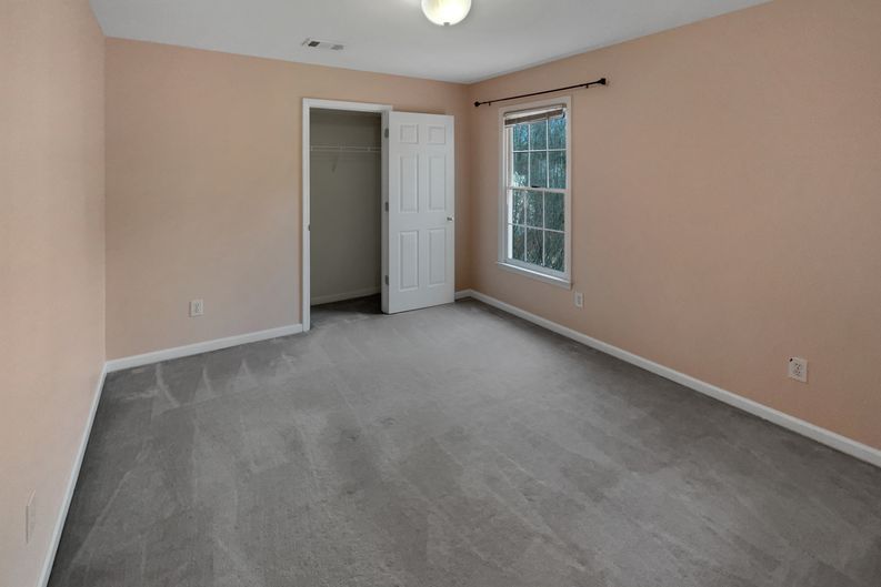 Photo 57 of 68 of 1370 Providence Dr, Lawrenceville, GA