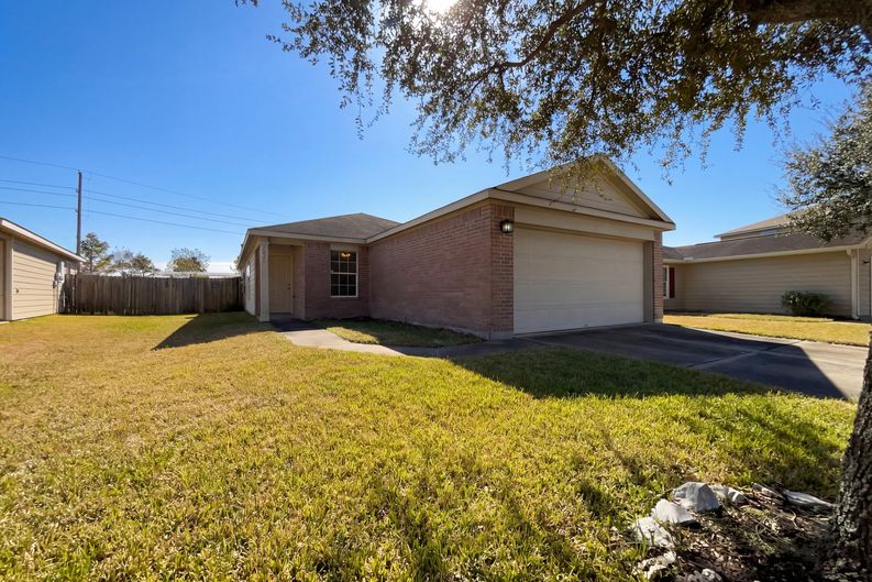 Photo 6 of 16 of 7015 Rosebud Hollow Ln, Richmond, TX