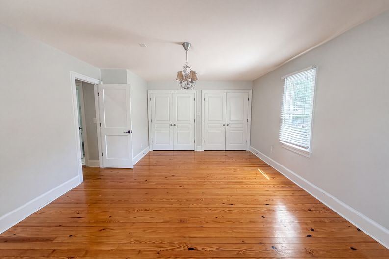 Photo 4 of 21 of 3621 Rolridge Rd, Henrico, VA